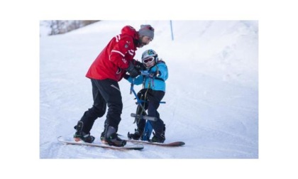 «Snowboard per tutti», da aprile i corsi per abilitare i maestri ad insegnare ai disabili