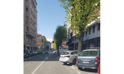 Caos traffico tra via Monte Solarolo e corso Saint-Martin-de-Corléans