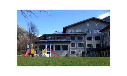 Una raccolta firme online per salvare la scuola dell’infanzia regionale di Courmayeur