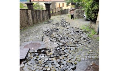 Bomba d’acqua a Settimo, esplode la fogna