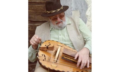 La corda froutéye, instruments de musique populaire au Musée Cerlogne à St-Nicolas