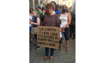 No vax, la protesta “invade” il centro