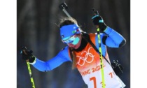 L’orgoglio di Samuela Comola: trascina le azzurre al quinto posto nella staffetta olimpica di biathlon