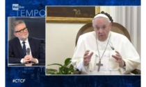 Papa Francesco intervistato in televisione da Fabio Fazio «Ha bucato lo schermo» secondo i sacerdoti valdostani