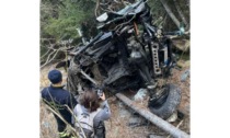 Fuoristrada precipita in un canalone a Champorcher, salva la coppia a bordo