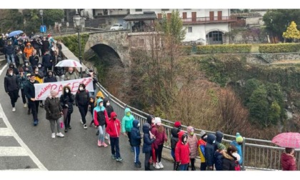 Seicento persone alla “Marcia per la Pace” dell’Istituto Don Bosco di Châtillon