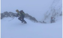 Recuperati tre alpinisti bloccati sul Monte Rosa dalla nebbia e dal vento