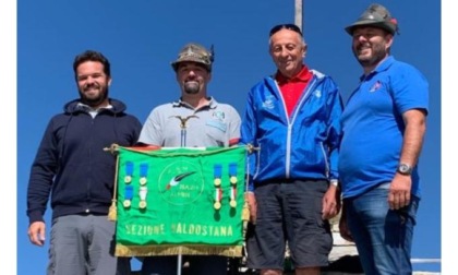 Saint-Christophe, Roisan e Valpelline: le tre comunità unite grazie agli Alpini sulla cima della Becca di Viou