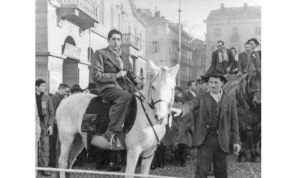 Nino Balbis, il rombo del suo motocarro accompagnò gli anni più belli di Aosta