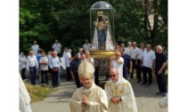 Oropa, I fedeli di Fontainemore hanno accompagnato la statua della Madonna Nera