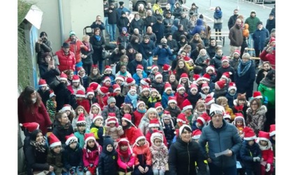 A Pollein inaugurate le feste con i bambini delle scuole