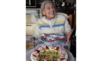 I magnifici 104 anni di nonna Ires lucida, simpatica e autosufficiente