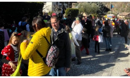 Arnad, le “moehque” sono tornate in paese Domenica una riuscita sfilata di Carnevale