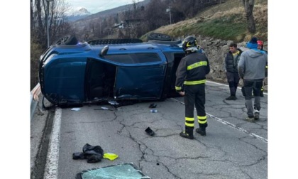 Roisan, pick-up guidato da un 24enne si ribalta