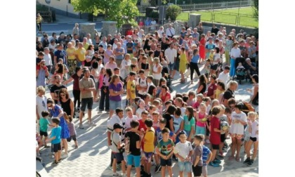 Hône, sono state inaugurate la nuova scuola e l’innovativa passerella sul torrente Ayasse