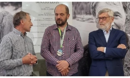 Successo per l’inaugurazione della grande mostra di Donato Savin a Brasov in Romania