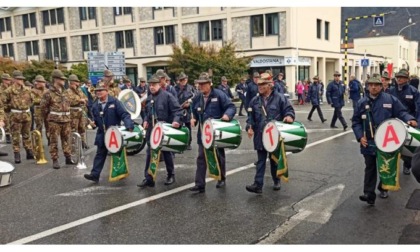 La festa degli alpini è piaciuta molto alla comunità ma è stata snobbata dagli esercenti della città