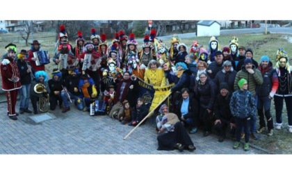 Che successo per il ritorno del Carnevale a St-Marcel “In tanti chiedono di partecipare, il gruppo crescerà”