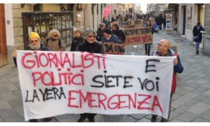 In scena la protesta del trattore solitario “Gli agricoltori qui non si espongono”