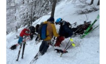 Recuperato un gruppo di sciatori svedesi bloccato su un salto di roccia