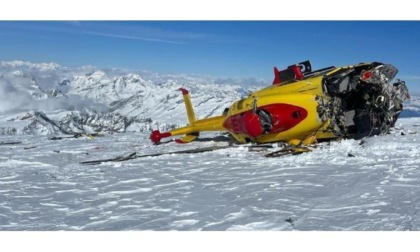 Un elicottero del 118 piemontese precipita sul Monte Rosa: tutti salvi