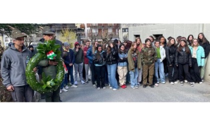 A Courmayeur celebrata la Festa della Liberazione e inaugurata la targa per i cento anni degli alpini