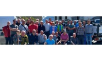 La “carica” dei 127 volontari per la corvée del consorzio Ru de Val a Nus