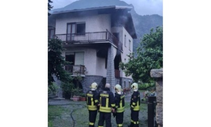 Pont-Saint-Martin, incendio devasta un alloggio: nessun ferito