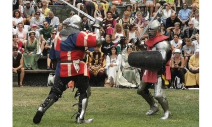 Un grande successo per la Festa medievale a Fénis: a Tzantì de Bouva 450 figuranti e 3.000 spettatori