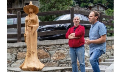 Lillianes ha inaugurato la statua della “Strega” nell’ambito della rassegna ControTorrente