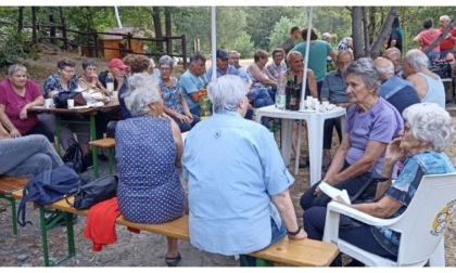 Una merenda sinoira all’area verde con il Centro d’Incontro di Donnas