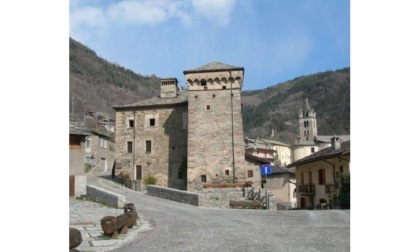 Avise, operazione del Comune per ampliare la ricettività alberghiera del castello dei Seigneurs