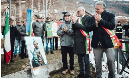 Charvensod ha celebrato gli Alpini e i Caduti Un’intensa cerimonia tra gratitudine e ricordo