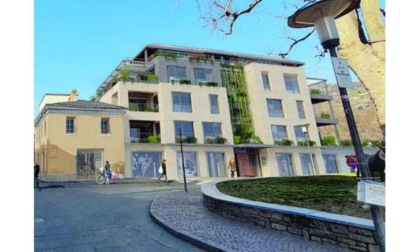 Escavatori al lavoro in piazza Arco d’Augusto per il contestato rifacimento di Maison Nouchy